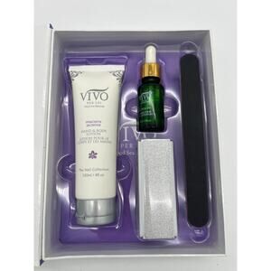 Vivo Per Lei 7949804 4 oz Hyacinth Jacinthe Hand & Body Lotion Manicure Set